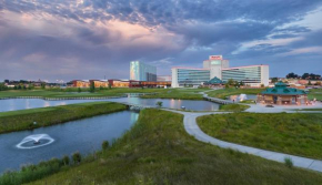 Гостиница Mystic Lake Casino Hotel  Прайор-Лейк